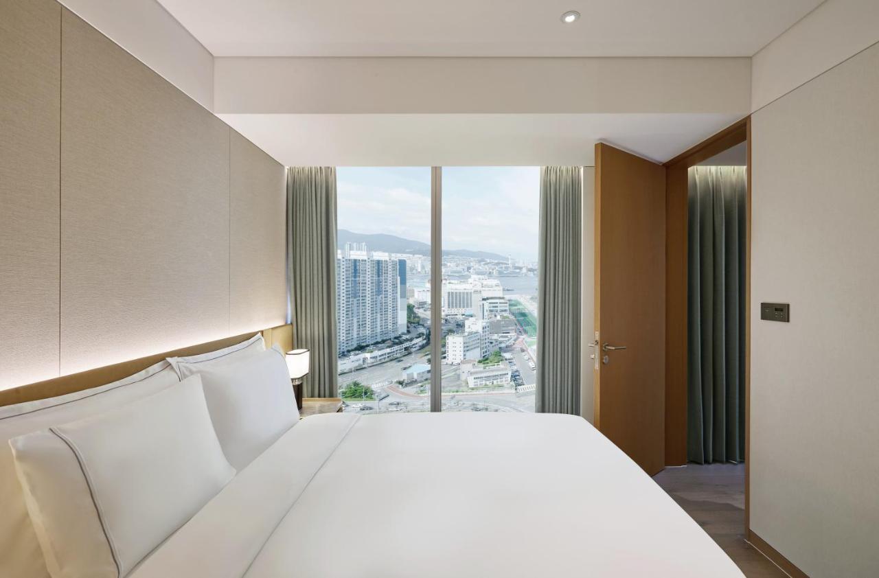Wyndham Grand Busan Exterior photo