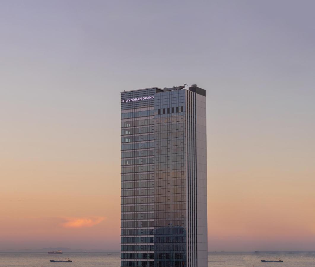 Wyndham Grand Busan Exterior photo