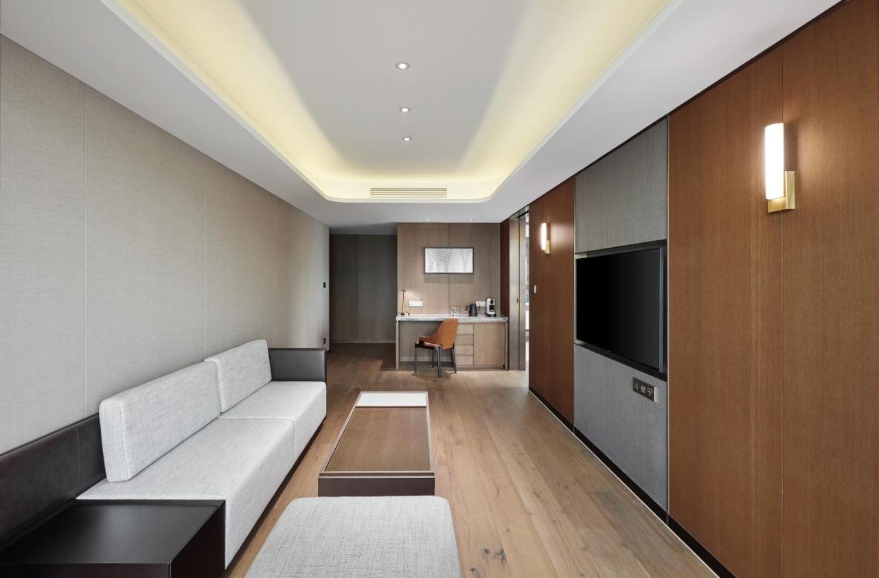 Wyndham Grand Busan Exterior photo